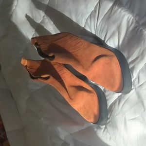 Musta Suede Booties, Tan, Size 7.5, 3.5" heel with 1-1/4" platform